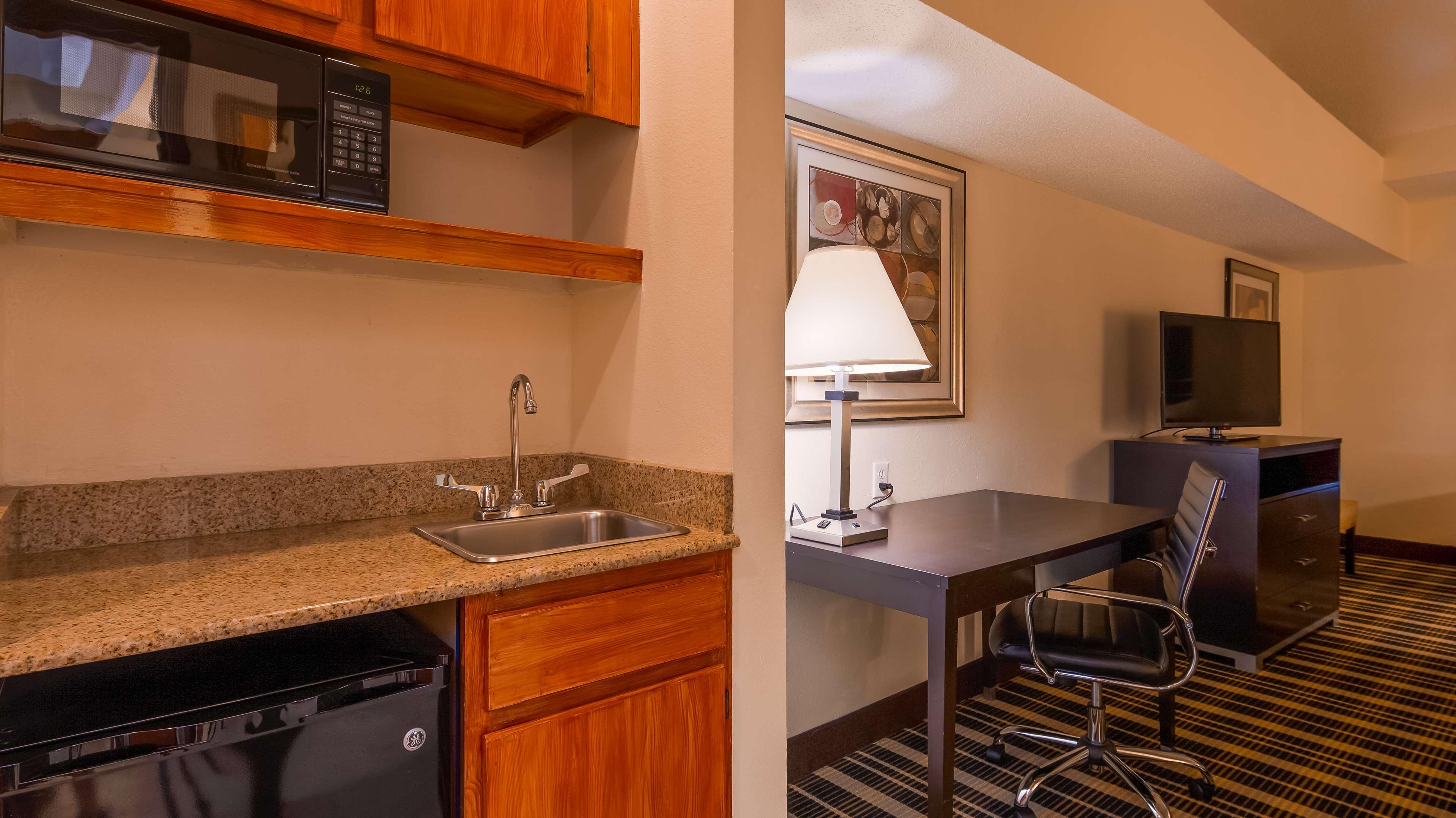 Best Western Plus Rockwall Inn & Suites מראה חיצוני תמונה