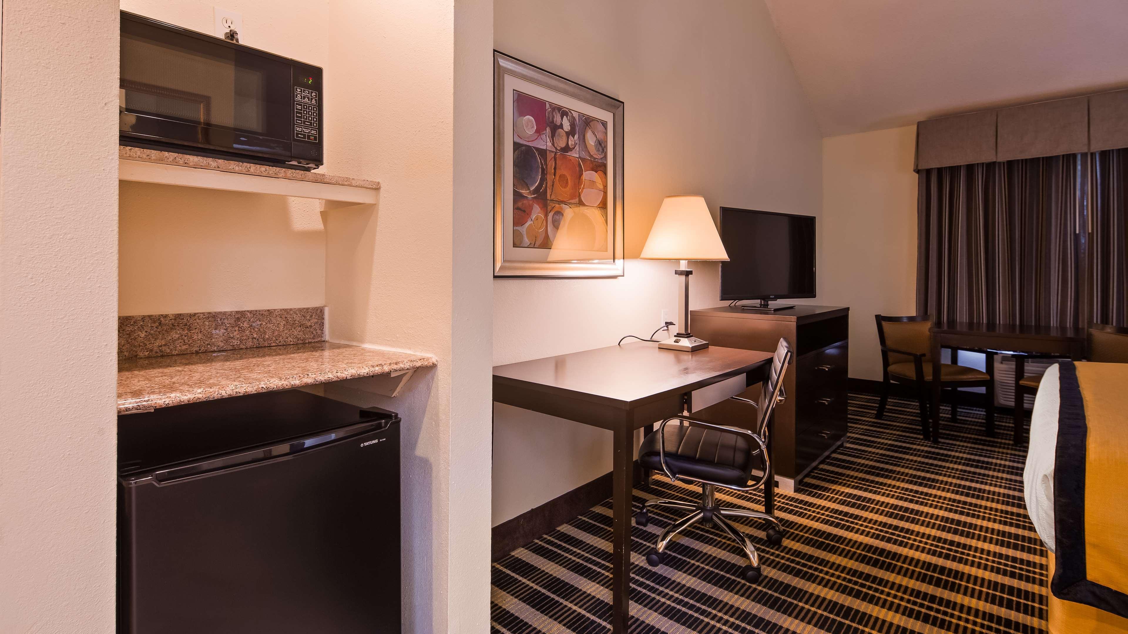 Best Western Plus Rockwall Inn & Suites מראה חיצוני תמונה