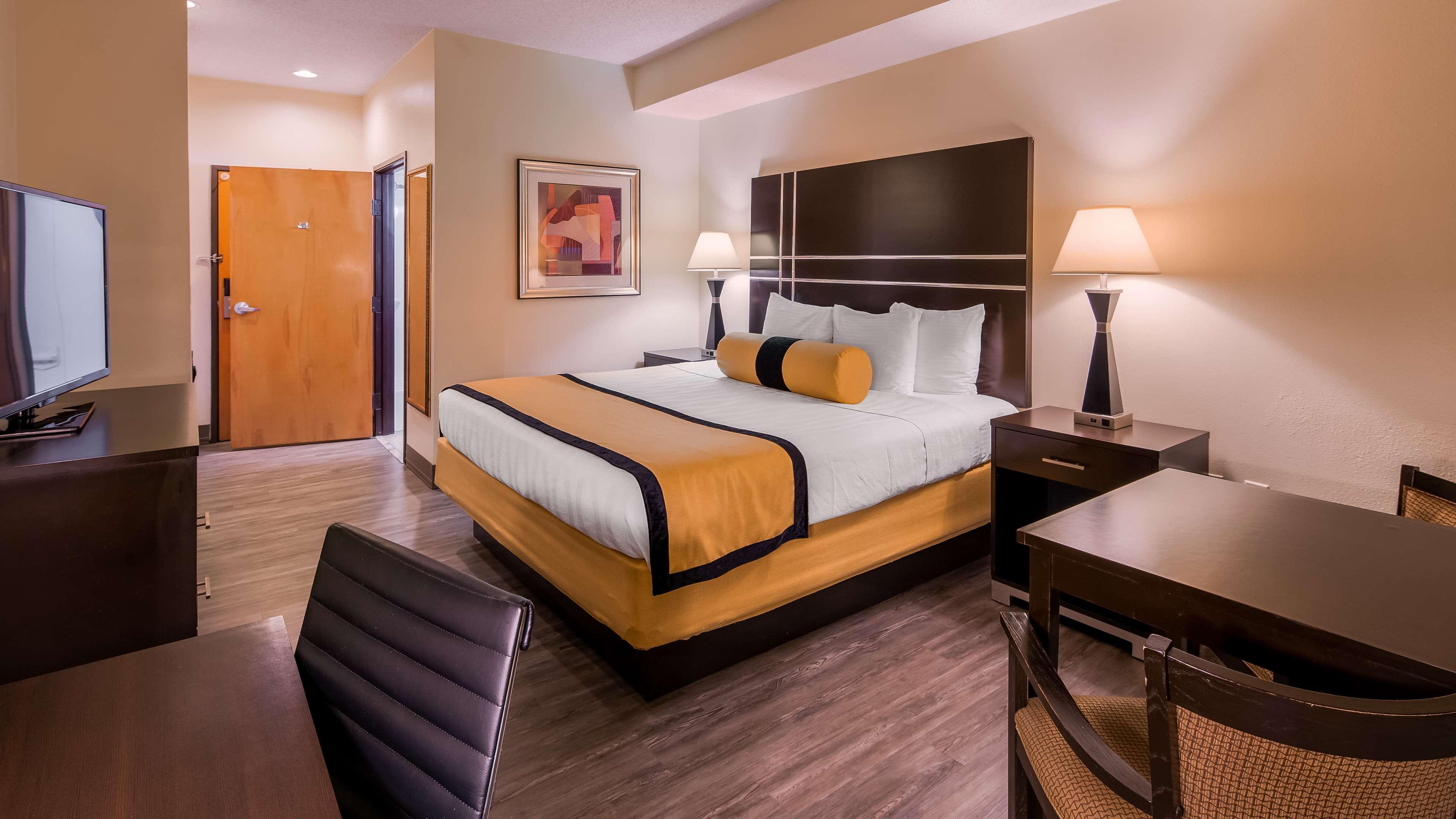 Best Western Plus Rockwall Inn & Suites מראה חיצוני תמונה