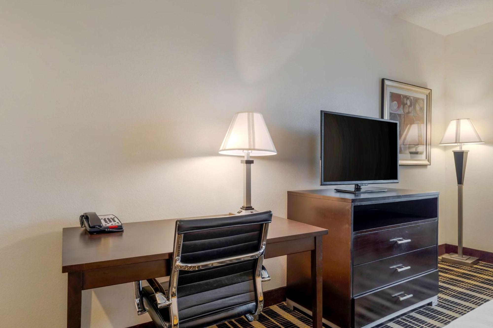 Best Western Plus Rockwall Inn & Suites מראה חיצוני תמונה