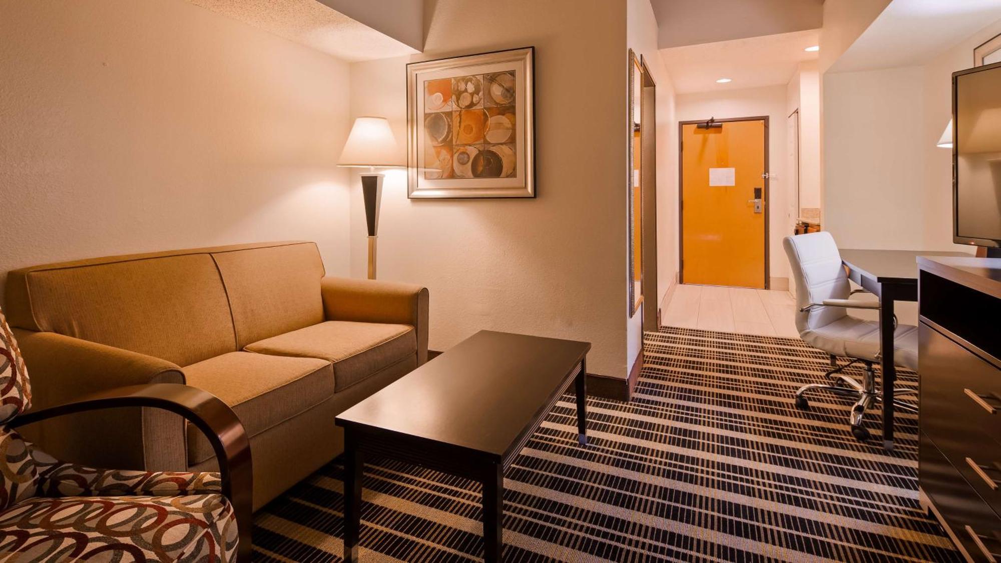 Best Western Plus Rockwall Inn & Suites מראה חיצוני תמונה